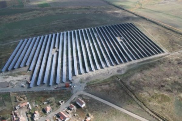 Cel mai mare parc solar din România nu se află la Constanţa